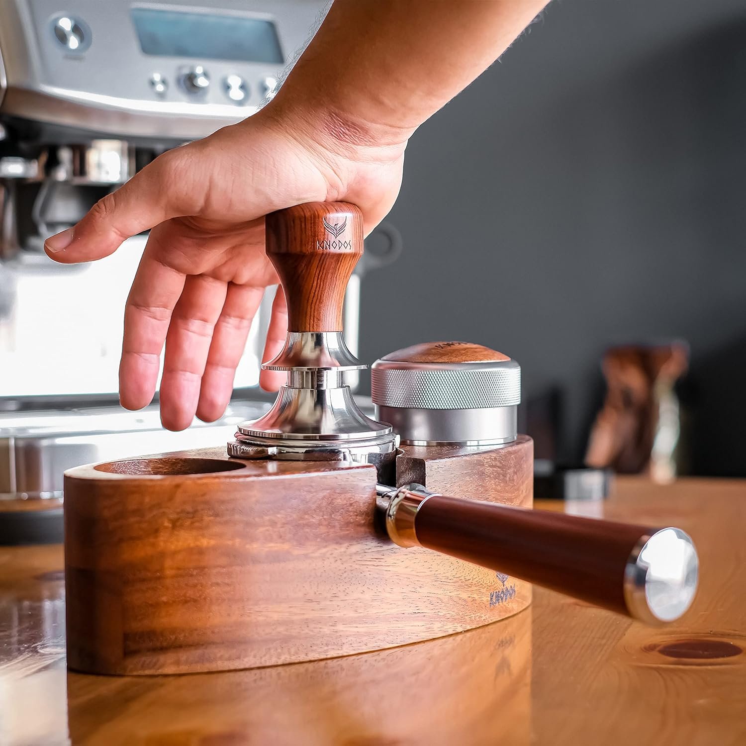knodos walnut espresso tamping station for 54mm breville espresso machine portafilter tamping mat portailter holder espr 3